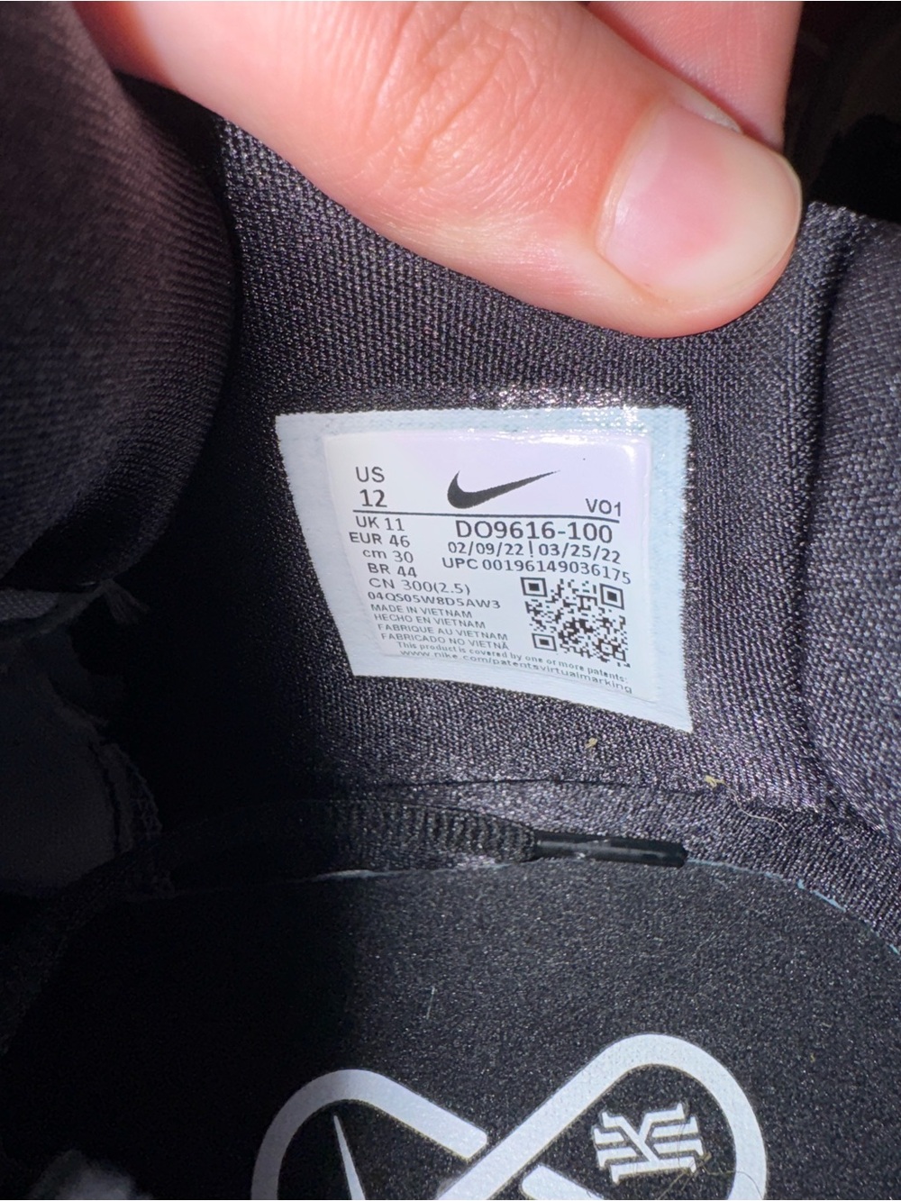 Nike Kyrie Infinity TB
White Black - Picture 7 of 7